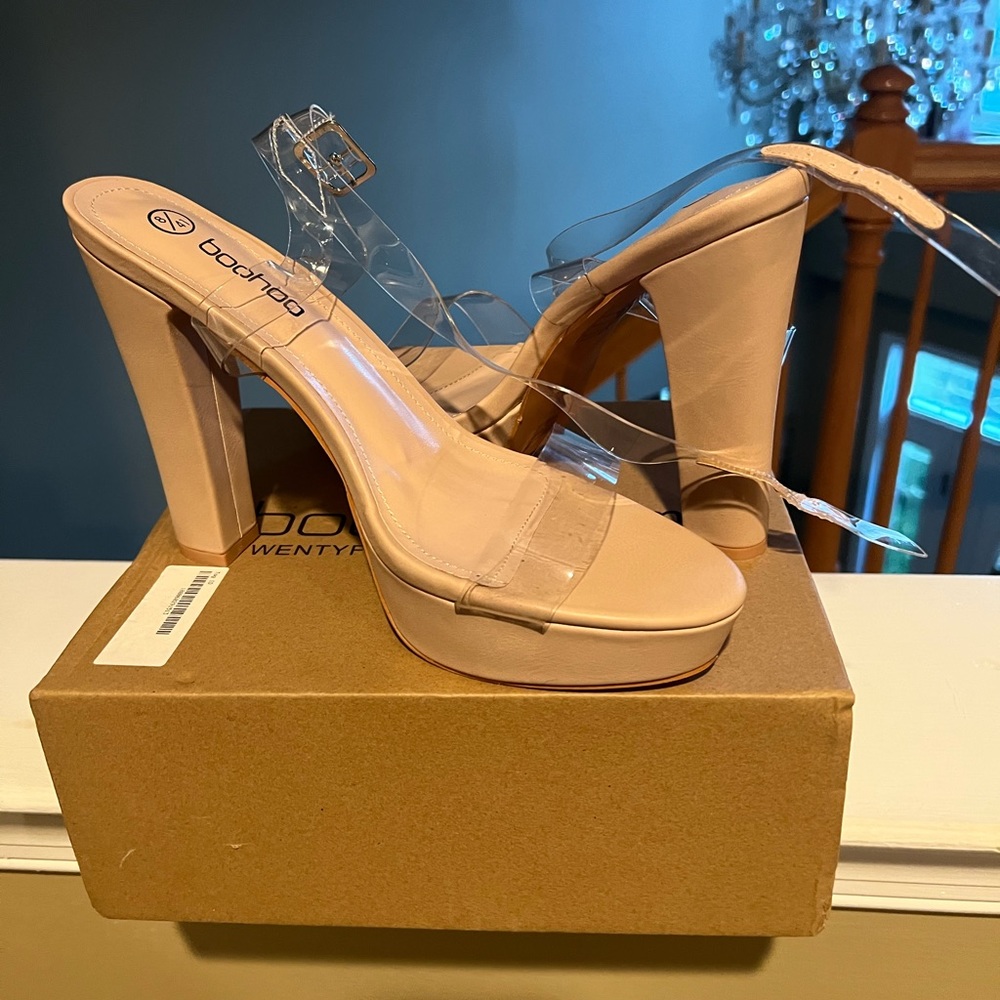Wide Width Clear Chunky Platform Heels